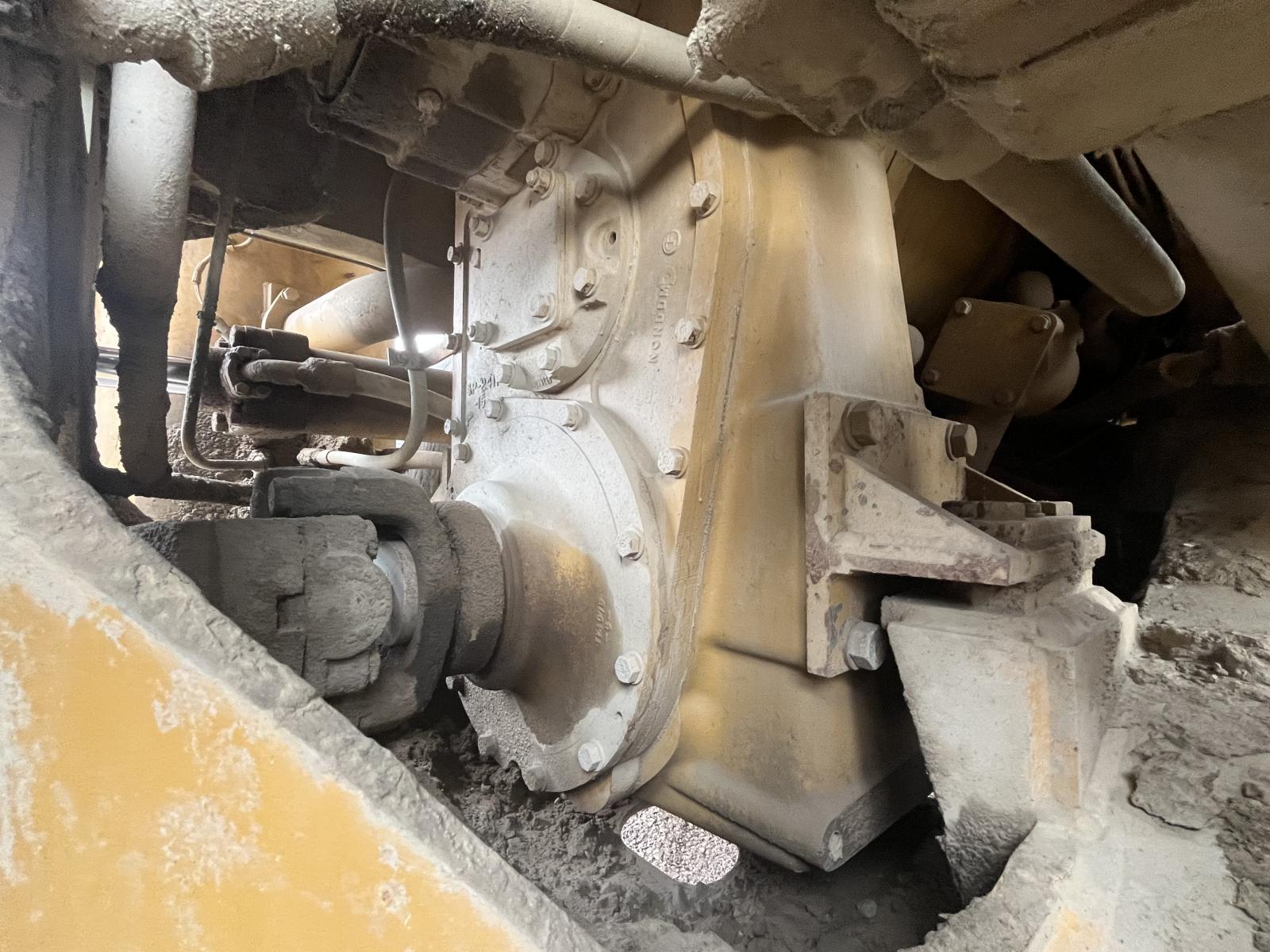 ./imagenes/INVOICE/2019/18297/CATERPILLAR 988F (9).JPG